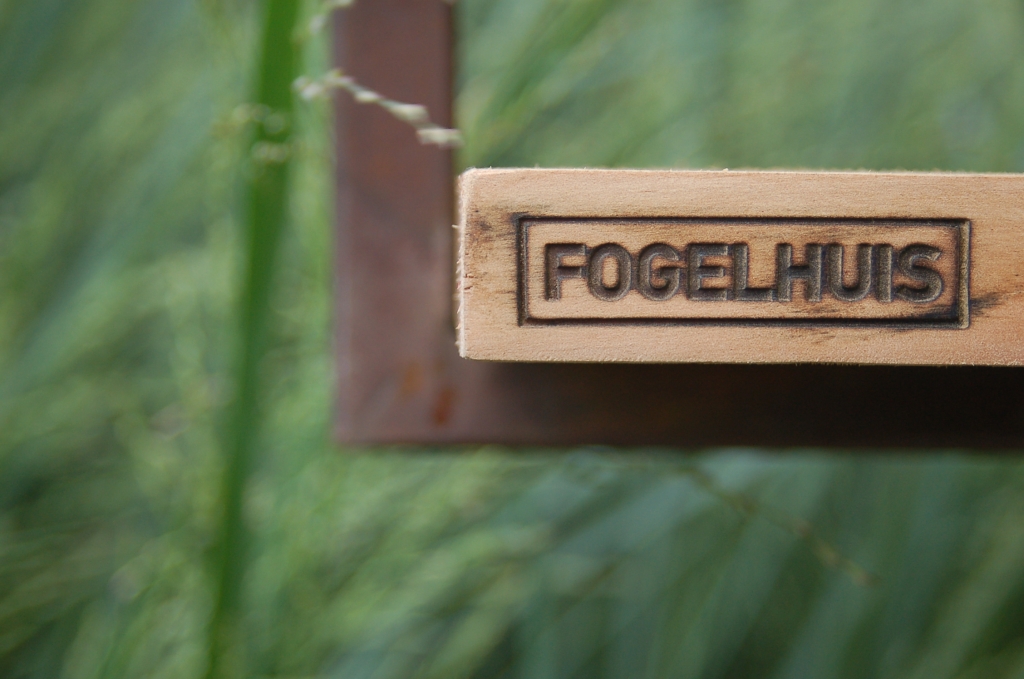 Fogelhuis M Douglas 35 x 42 x 20 cm detail 2